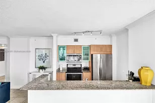 17555 NW Atlantic Blvd, Sunny Isles Beach, FL 33160 - Photo 11