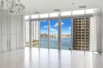 475 Brickell Ave #3113, Miami, FL 33131 - Photo 19