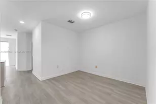 14970 SW 9th Terrace, Miami, FL 33194 - Photo 5