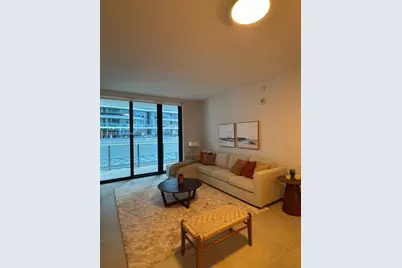 1010 Brickell Ave #1807, Miami, FL 33131 - Photo 5