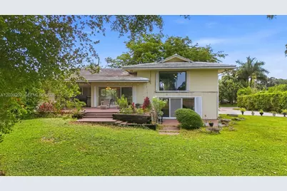 19015 E Saint Andrews Dr, Hialeah, FL 33015 - Photo 39