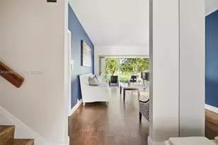 19015 E St Andrews Dr, Hialeah, FL 33015 - Photo 19