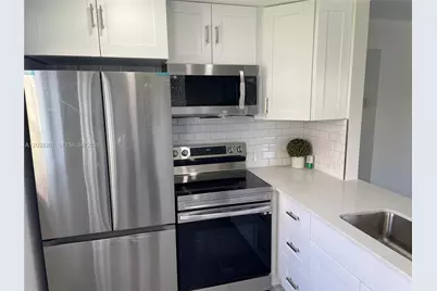 136 Brighton D #136, Boca Raton, FL 33434 - Photo 5