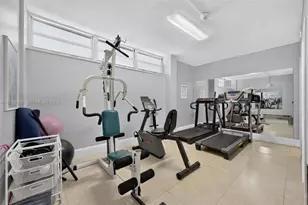 13155 Ixora Ct, North Miami, FL 33181 - Photo 33