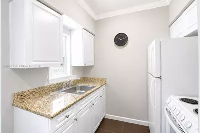 521 NE 82nd Ter #3, Miami, FL 33138 - Photo 3