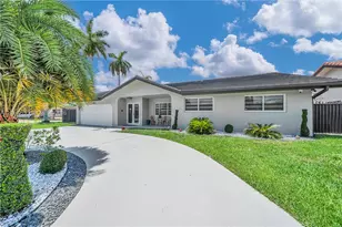 13931 SW 22nd St, Miami, FL 33175 - Photo 3