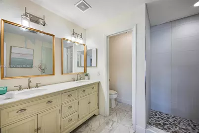 21105 SW 89th Pl, Cutler Bay, FL 33189 - Photo 21