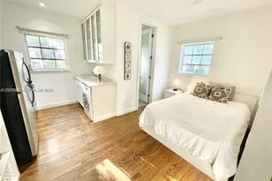 439 15th St, Miami Beach, FL 33139 - Photo 3