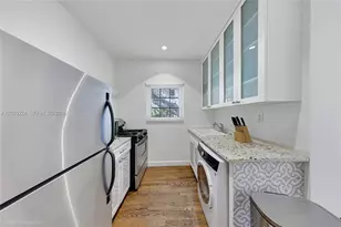 439 15th St, Miami Beach, FL 33139 - Photo 27