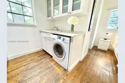 439 15th St #18, Miami Beach, FL 33139 - Photo 17