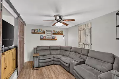 11300 SW 40th St, Miami, FL 33165 - Photo 7