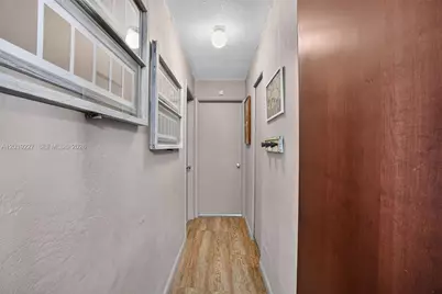 11300 SW 40th St, Miami, FL 33165 - Photo 13