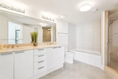 16699 Collins Ave+one Self Parking #4110, Sunny Isles Beach, FL 33160 - Photo 9