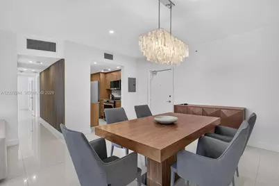 10275 Collins Ave #1521, Bal Harbour, FL 33154 - Photo 9