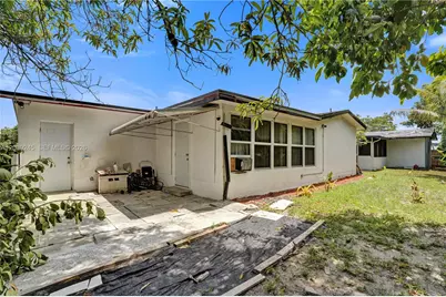 6280 SW 8th Pl, North Lauderdale, FL 33068 - Photo 35