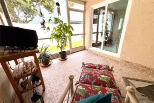 9481 Bradshaw Ln, Tamarac, FL 33321 - Photo 13