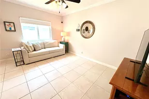 9481 Bradshaw Ln, Tamarac, FL 33321 - Photo 11