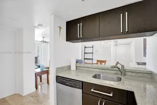 770 Claughton Island Dr, Miami, FL 33131 - Photo 19