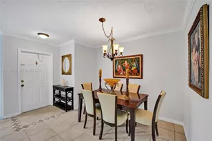 806 NW 208th Way, Pembroke Pines, FL 33029 - Photo 3