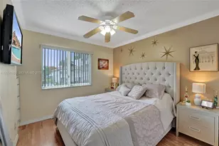 806 NW 208th Way, Pembroke Pines, FL 33029 - Photo 29