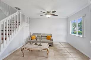 806 NW 208th Way, Pembroke Pines, FL 33029 - Photo 5