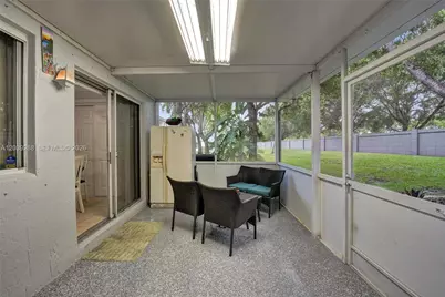 806 NW 208th Way, Pembroke Pines, FL 33029 - Photo 33