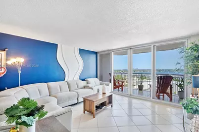 18031 Biscayne Blvd #1401, Aventura, FL 33160 - Photo 1