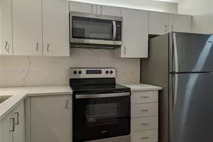 3446 Oak Dr, Hollywood, FL 33021 - Photo 17
