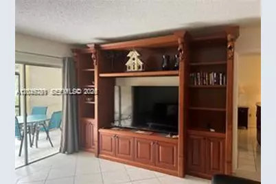 4000 Crystal Lake Dr #111, Deerfield Beach, FL 33064 - Photo 13