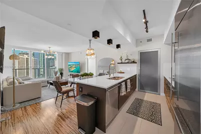 [Address not provided], Miami, FL 33131 - Photo 5