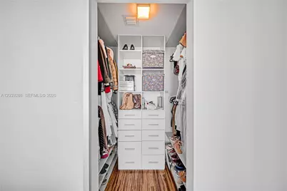 [Address not provided], Miami, FL 33131 - Photo 47