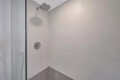 [Address not provided], Miami, FL 33131 - Photo 27
