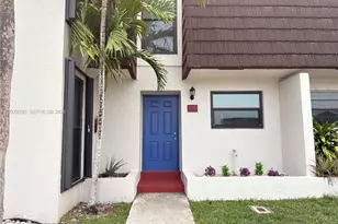 1606 NW 90th Way, Pembroke Pines, FL 33024 - Photo 1