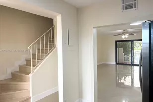1606 NW 90th Way, Pembroke Pines, FL 33024 - Photo 11