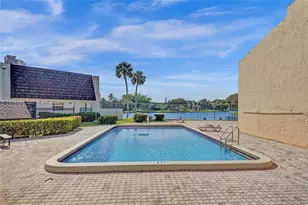 1606 NW 90th Way, Pembroke Pines, FL 33024 - Photo 55