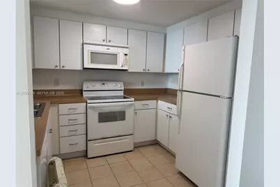 1250 S Miami Ave #1607, Miami, FL 33130 - Photo 3