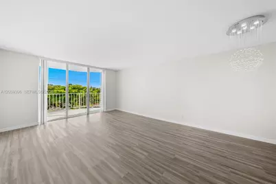 16740 NE 9th Ave #405, North Miami Beach, FL 33162 - Photo 9