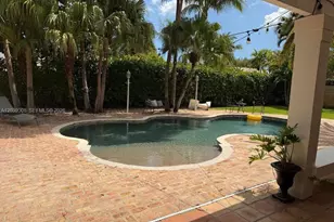 11521 SW 98th Ct, Miami, FL 33176 - Photo 1