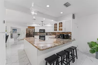 1809 Coral Gardens Dr, Wilton Manors, FL 33306 - Photo 23