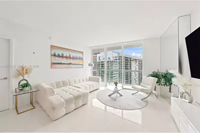 485 Brickell Ave #3707, Miami, FL 33131 - Photo 9