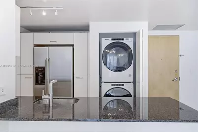 350 S Miami Ave #1903, Miami, FL 33130 - Photo 11