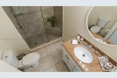 7548 NW 173rd Ter, Hialeah, FL 33015 - Photo 9