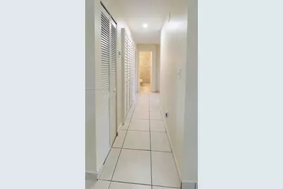 7548 NW 173rd Ter, Hialeah, FL 33015 - Photo 23