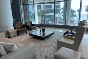 300 S Biscayne Blvd, Miami, FL 33131 - Photo 23