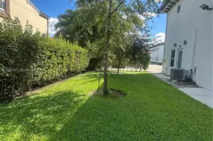6410 SW 139th Avenue Rd, Miami, FL 33183 - Photo 3