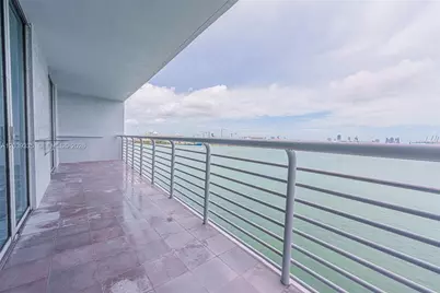 335 S Biscayne Blvd #1009, Miami, FL 33131 - Photo 7