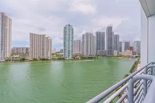 335 S Biscayne Blvd, Miami, FL 33131 - Photo 3