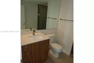 325 S Biscayne Blvd, Miami, FL 33131 - Photo 17