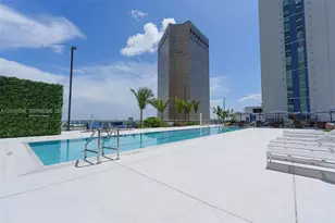 325 S Biscayne Blvd, Miami, FL 33131 - Photo 21