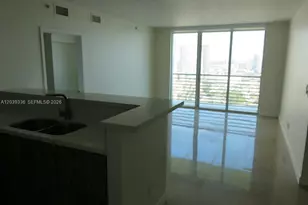 325 S Biscayne Blvd, Miami, FL 33131 - Photo 3